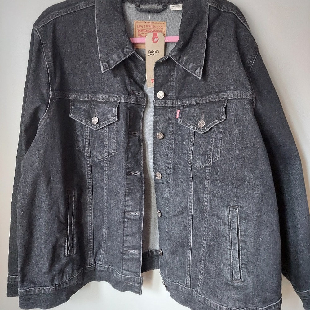 Plus Black Levi's Denim Jacket w/Fringe NWT